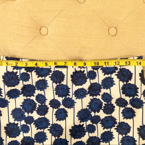 TopShop Blue and White Foral Curved Hem Skirt - Picture 7 of 8